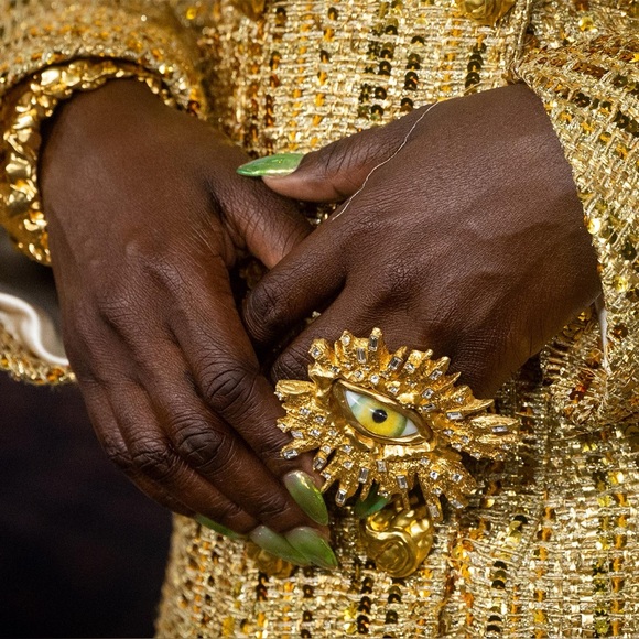 Schiaparelli Style Rhinestone Eye Ring - Picture 3 of 9
